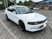 Mitsubishi Lancer CK2 EFI 2001 Car