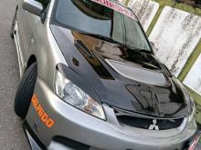 Mitsubishi LANCER CS 2004 Car