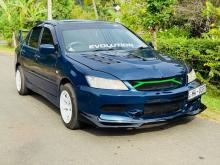 Mitsubishi Lancer CS GLX 2004 Car