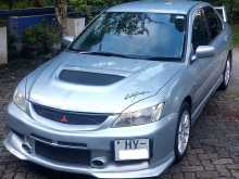 Mitsubishi Lancer CS1 GLX 2004 Car