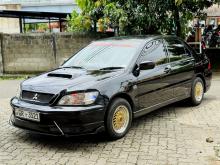 Mitsubishi Lancer Cs1 Glx 2002 Car