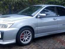 Mitsubishi Lancer CS1 GLX 2004 Car