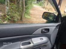 https://riyasewana.com/uploads/mitsubishi-lancer-cs3-18028076515.jpg