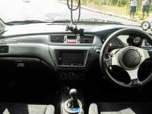 https://riyasewana.com/uploads/mitsubishi-lancer-evolution-2001-2317200212924.jpg