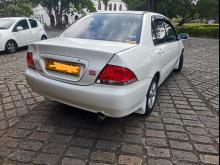 https://riyasewana.com/uploads/mitsubishi-lancer-glx-1519174417415.jpg