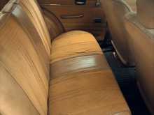 https://riyasewana.com/uploads/mitsubishi-lancer-wagon-1981-165154512904.jpg