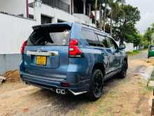 https://riyasewana.com/uploads/mitsubishi-land-cruiser-2010-2919563512984.jpg