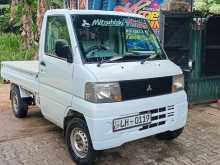 Mitsubishi Batta 2010 Lorry
