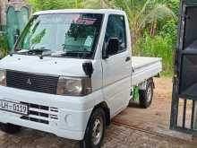 https://riyasewana.com/uploads/mitsubishi-lorry-batta-18832354262.jpg