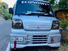 Mitsubishi Mini Cab 1999 Van