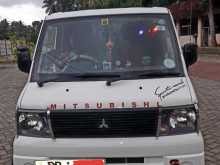 Mitsubishi MiniCab 2001 Van