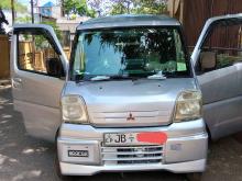 Mitsubishi MiniCab 1999 Van