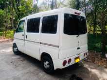 Mitsubishi MiniCab 1999 Van