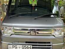 Mitsubishi MiniCab 2012 Van