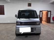 Mitsubishi Minicab 2017 Van