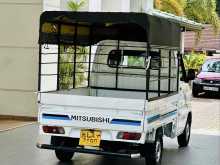 https://riyasewana.com/uploads/mitsubishi-mini-cab-289571422242.jpg