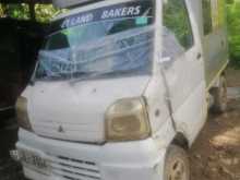 Mitsubishi MiniCab 2006 Lorry