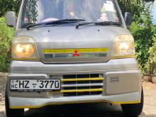 Mitsubishi MiniCab 2004 Van