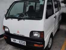 Mitsubishi Minicab 1999 Van