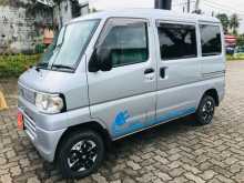 Mitsubishi MINI CAB 2011 Van