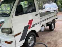 https://riyasewana.com/uploads/mitsubishi-mini-cab-720572922903.jpg