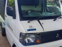 Mitsubishi Mini 2006 Lorry
