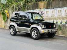 Mitsubishi Pajero IO 1995 SUV