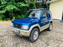 Mitsubishi Mini Pajero 2001 SUV