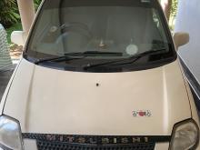 Mitsubishi Minica 2001 Car