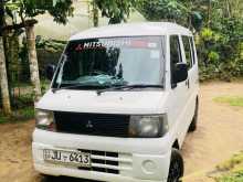 Mitsubishi Minicab 2001 Van