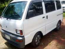 Mitsubishi Minicab 1998 Van