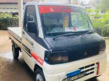 Mitsubishi Minicab 2003 Lorry