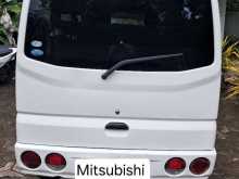 https://riyasewana.com/uploads/mitsubishi-minicab-13346184342.jpg