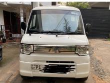 Mitsubishi MiniCab 2017 Van