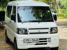 Mitsubishi MiniCab 2011 Van