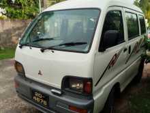 Mitsubishi MiniCab 1998 Van