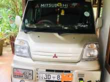 Mitsubishi MiniCab 1999 Van