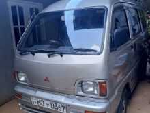 Mitsubishi Minicab 1999 Van