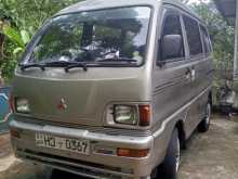 Mitsubishi Minicab 1999 Van