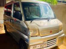 Mitsubishi MiniCab 1999 Van