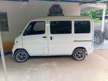 Mitsubishi MiniCab 2000 Van
