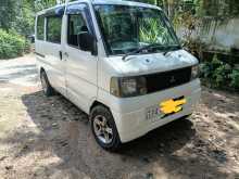 Mitsubishi MiniCab 2001 Van