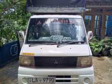 Mitsubishi Minicab 2001 Lorry