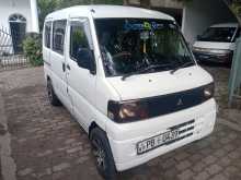 Mitsubishi MiniCab 2002 Van