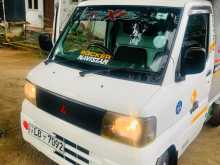 Mitsubishi Minicab 2002 Lorry