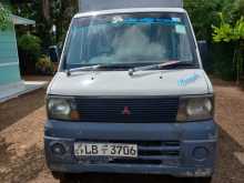 Mitsubishi Minicab 2002 Lorry