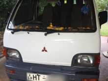 Mitsubishi Minicab 2004 Van