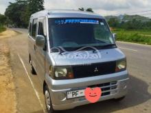 Mitsubishi MiniCab 2006 Van