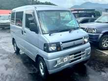 Mitsubishi MiniCab 2010 Van