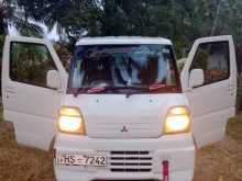Mitsubishi MiniCab 2011 Van